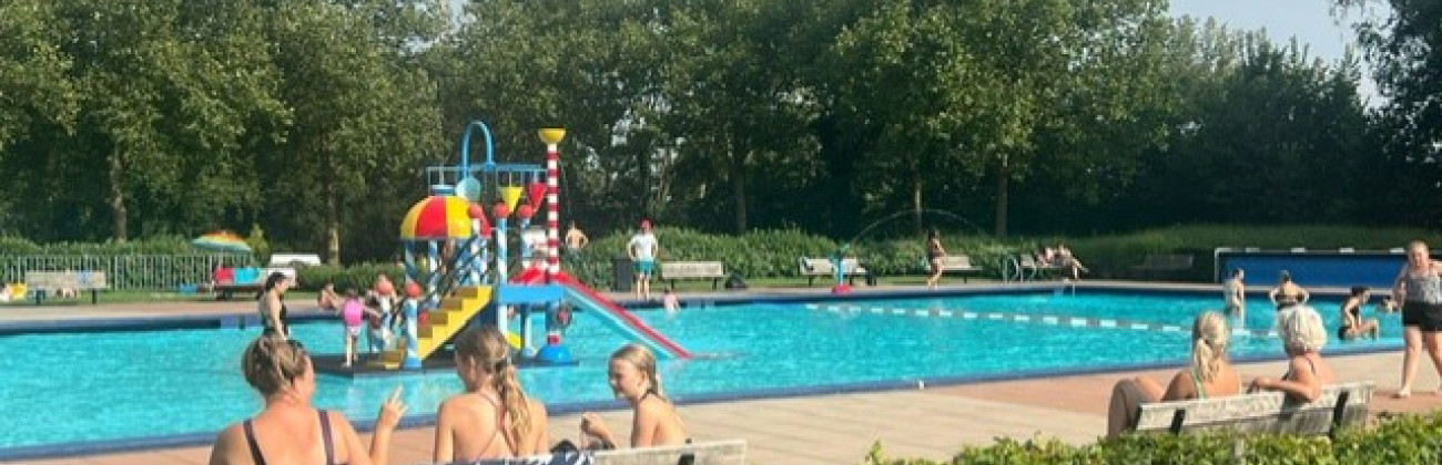 Familiebad met kinderen.jpeg